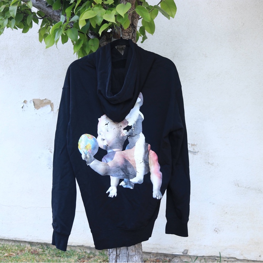 Aesthetic studios black hoodie size large